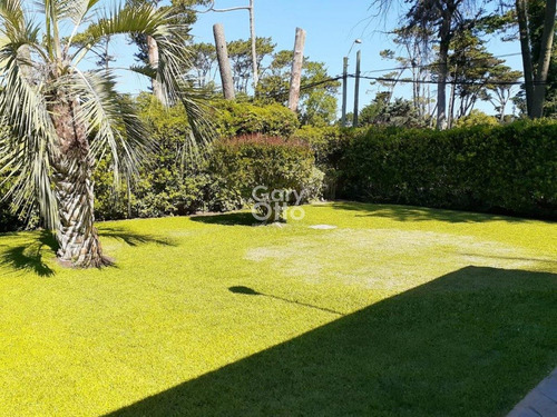 Casa En San Rafael, Buena Construcción- Ref: 24311
