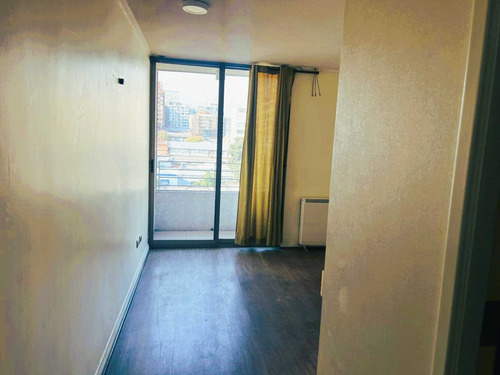 Arriendo Deparatmento 2 Dormitorios, Cocina (103815)
