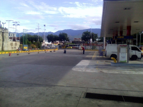 Imagen 4 de 9 de Venta De Estación De Servicio El Campestre Con Edificio Comercial Gasolina Gasoil Y Gnv, Llamar A Darymar Reveron 04145439979