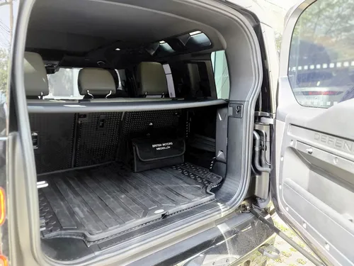Land Rover Defender 110 X-dynamic S 400ps