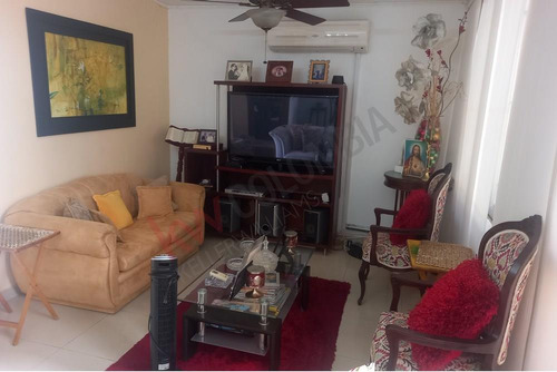 Venta De Oportunidad De Casa Dúplex En Conjunto Residencial En El Barrio Altos De Ríomar En La Ciudad De Barranquilla