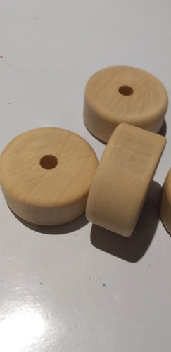 Imagen 1 de 5 de Rueditas De Palo Blanco De 33 Mm 15 De Espesor... Por 80 U.