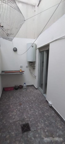Monoambiente. Pb Interno. C/patio. Juan B Justo Al 5000 - Villa Gral.mitre