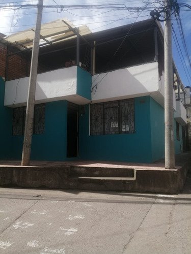 Se Vende Casa Esquinera Para Remodelar Barrio Villa  Las Lajas