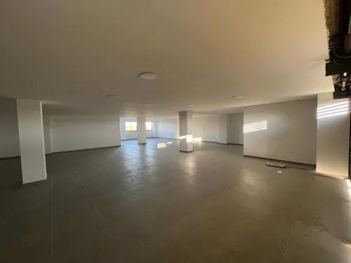 Local Comercial En Arriendo