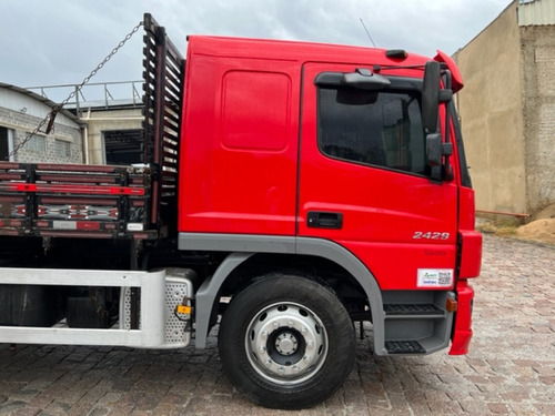 Imagem 19 de 20 de Mercedes-benz Atego 2429 6x2 3-eixos 2p (e5)