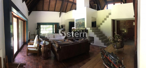 Casa Exclusiva En La Zona Del Golf.- Ref: 1368