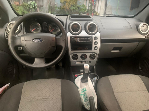 Imagem 3 de 7 de Ford Fiesta 2013 1.0 Flex 5p