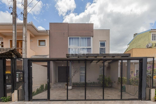 Casa Em Hípica Com 3 Dormitórios - Lu430381