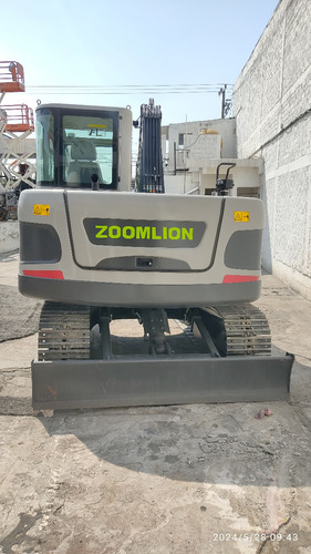 Miniexcavador 7.5 Tonelas Zoomlion Ze75e Año 2024