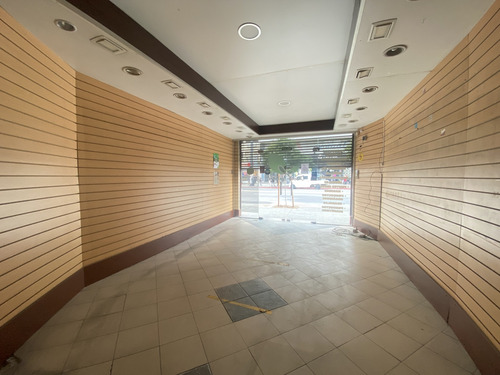 Alquiler Local Comercial 200 Mts 2 En 18 De Julio Cordón.