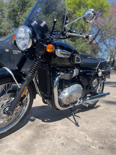Imagen 2 de 10 de Triumph Boneville Igual A Nueva. Unico Dueno