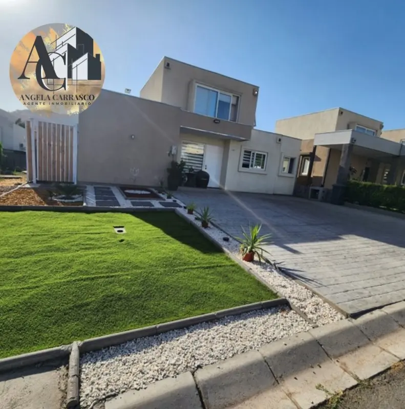 Imagen 1 de 29 de Se Vende 4.300uf Casa Mediterránea En Alto El Manzno