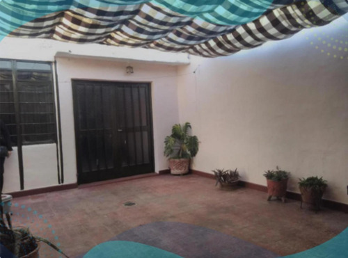 Casa En Venta - 2 Dormitorios 1 Baño - Córdoba