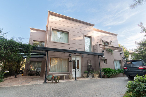 Venta Casa 7 Ambientes El Lauquen Con Pileta Y Gym