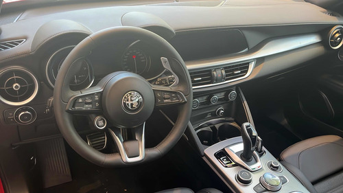 Imagen 4 de 6 de Alfa Romeo Stelvio Stelvio Veloce 280cv My 2023