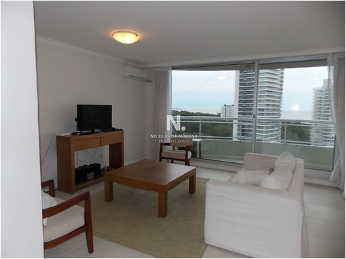 Ocean Drive Ii Piso Alto. Vende Alquila- Ref: 127