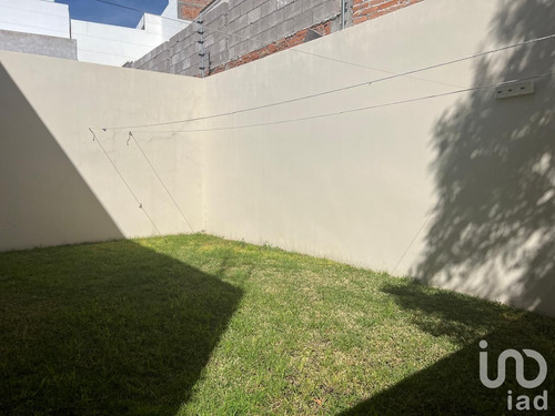 Venta Casa 3 Ambientes Villa Magna