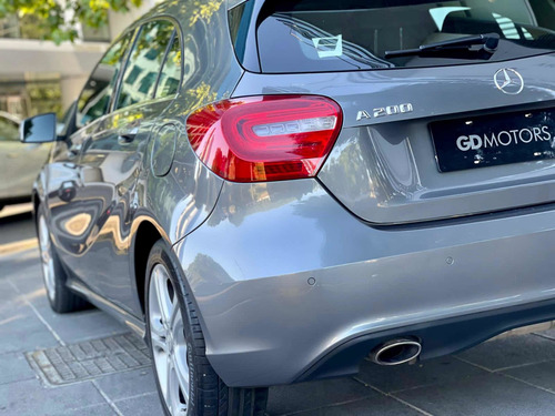 Imagen 22 de 25 de Mercedes-benz Clase A 1.6 A 200 Urban Be 156cv
