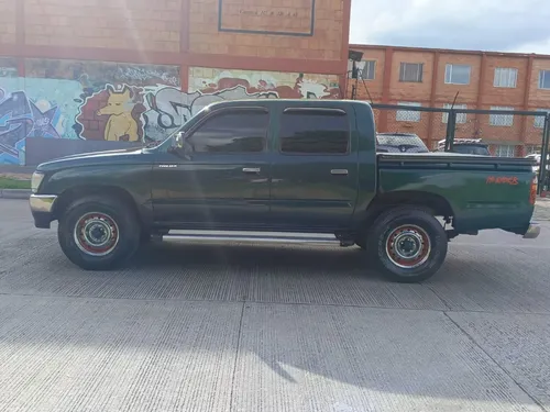 Toyota Hilux 2.4l 4x2