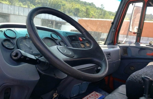 Mercedes Benz 1215 - Baú Motor Trancado Repasse