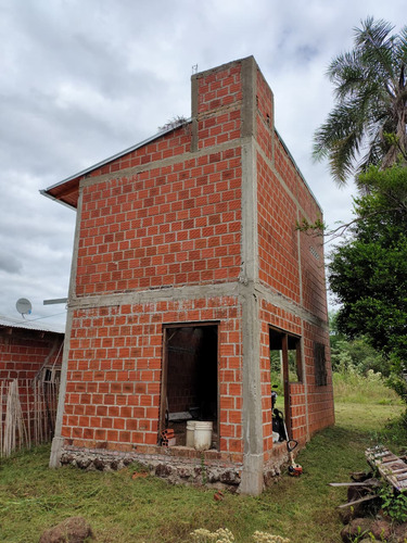 Vendo Terreno Barrio Sana Mide 14,30 De Ancho X 30 Metros De