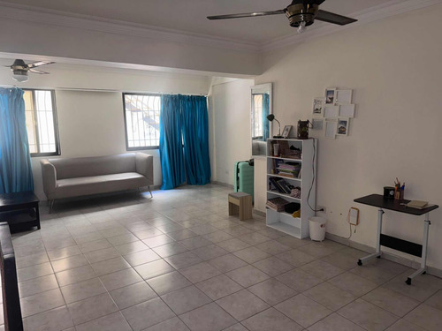Venta Apartamento Clásico En Gazcue (clientes Directos)