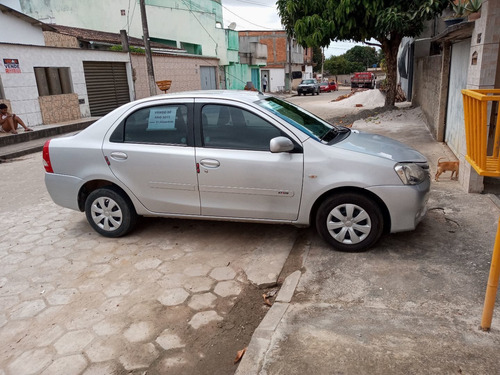 Toyota Etios 2013 1.5 16v Xs 4p