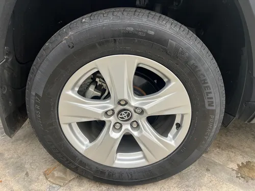 Toyota Rav4 Xle 2019 Blanco