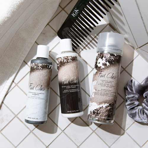 Igk First Class Weightless Replenishing Conditioner Unisex 8
