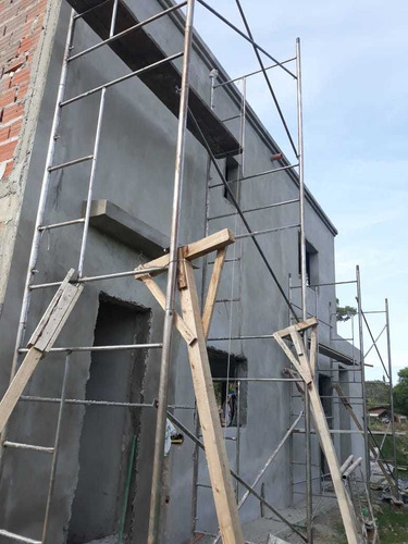 Imagen 2 de 8 de Constructora Escobar