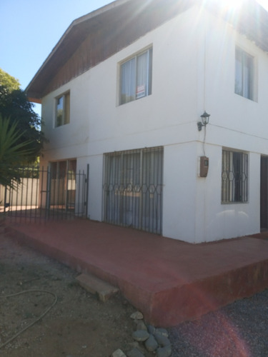 Casa De 2 Pisos Pareada, Excelente Barrio De Algarrobo