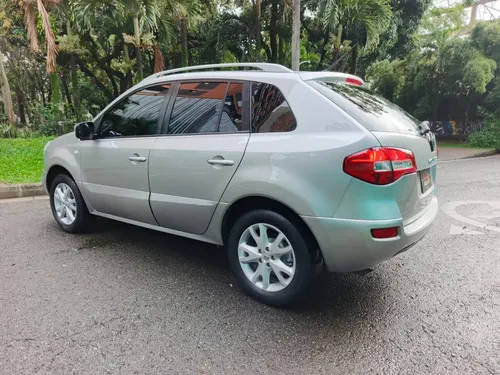 Renault Koleos 4x4 DYNAMIQUE PLUS CAJA SEXTA MECÁNICA REFULL DVD