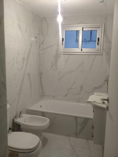 Departamento Semipiso A Estrenar En Venta De 3 Ambientesen Recoleta De Gran Categoría Oportunidad