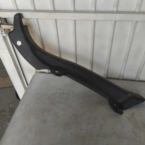 Moldura Lateral Asiento Trasero Izq Volkswagen Pointer 4pts