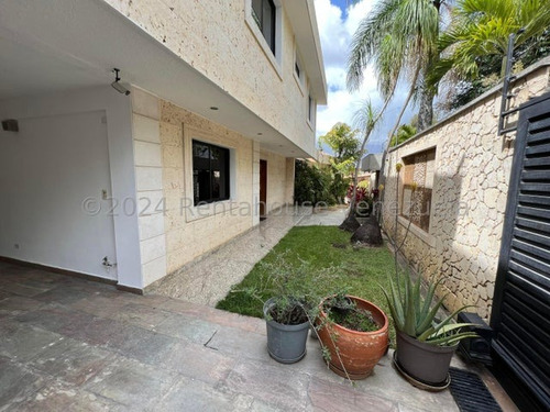 Casa En Venta En Macaracuay 25-8762 Ab