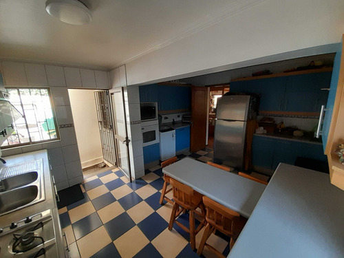 Casa En Venta En La Reina (88138)