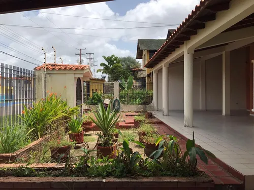 Se Vende Casa Urb.la Floresta