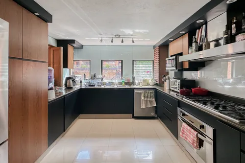 Apartamento En Venta En Los Rosales. Cod V1139