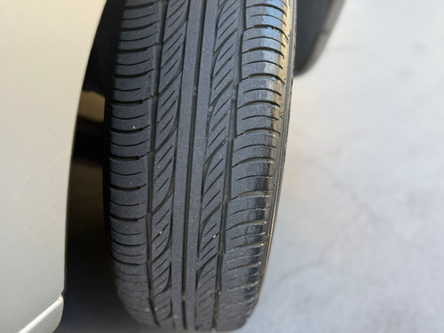 Fiat 2011 1.0 Vivace Flex 5p