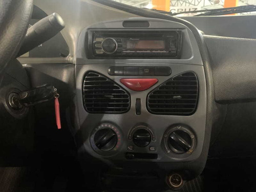 Imagem 11 de 15 de Fiat Siena Fire Flex 2009