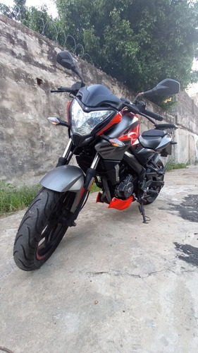 Bajaj Rouser Ns200