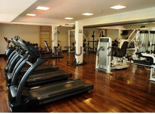 Imagen 23 de 28 de Venta 2 Ambientes Le Parc Puerto Madero Cochera Y Baulera