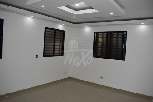 Imagen 8 de 30 de Moderna Casa En Pontezuela Santiago, Amplios Espacios, Patio, Y Gazebo (jpc-216)