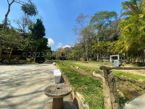 Imagen 3 de 12 de Hacienda En Venta En El Hatillo