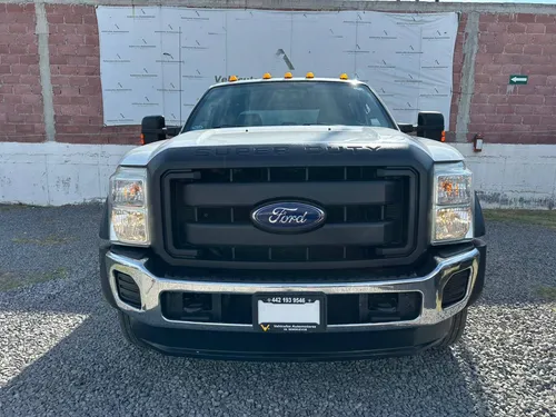 Ford F-450 6.8 Xl At