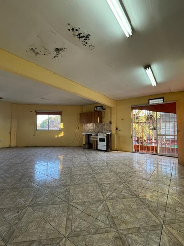 Local En Venta En Moron Sur