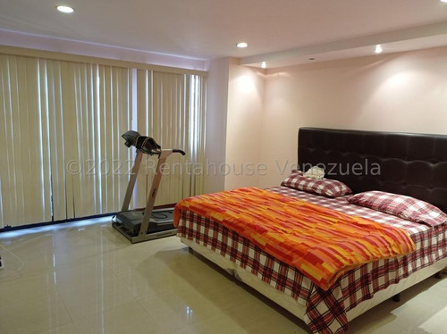 Imagen 12 de 16 de Leida Falcon Rentahouse Vende Townhouse En Mañongo Naguanagua 22-27584 Lf