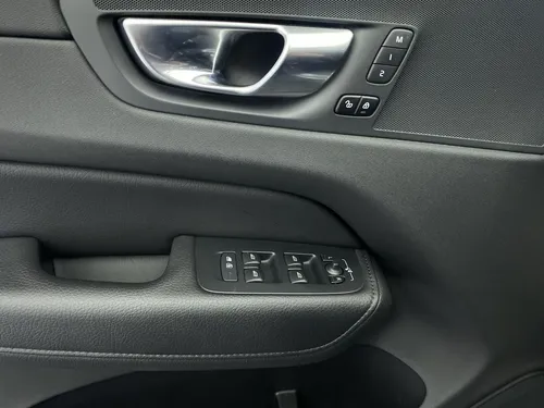 Volvo XC60 2.0 T5 Awd Momentum