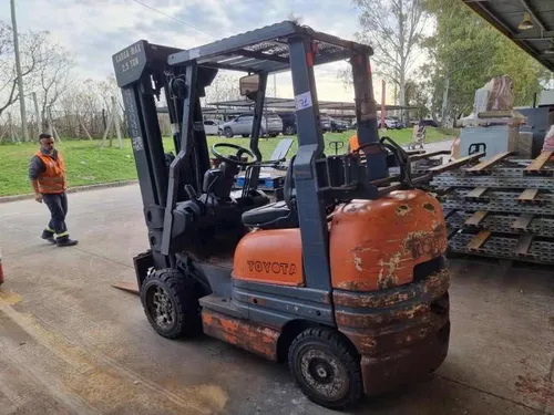 Autoelevador Toyota 5fgc25 2500kg Torre A 6,5mts Envios Pais